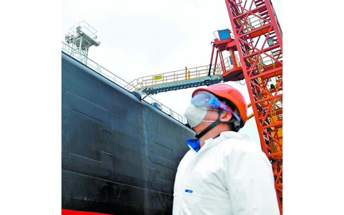 La producción cercana a puertos, más aislada del choque de precios, indican analistas . reuters