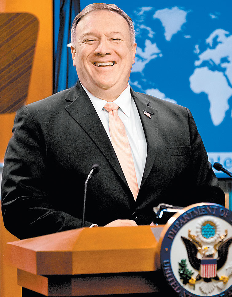 Mike Pompeo en su aparición de ayer ante la prensa. (Reuters)