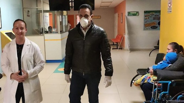 Omar Fayad está fuera de peligro tras tener Covid-19