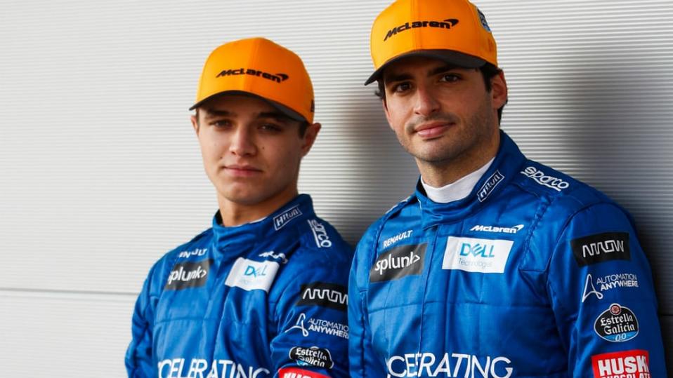 Carlos Sinz Jr. y Lando Norris (McLaren)