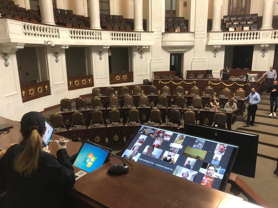 Congreso de CdMx realiza sesión virtual.