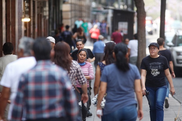 En México cada vez más personas usan cubrebocas ante pandemia del coronavirus. |Araceli López