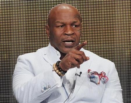Mike Tyson lanza su pronóstico de Wilder vs Fury 3 (Reuters)