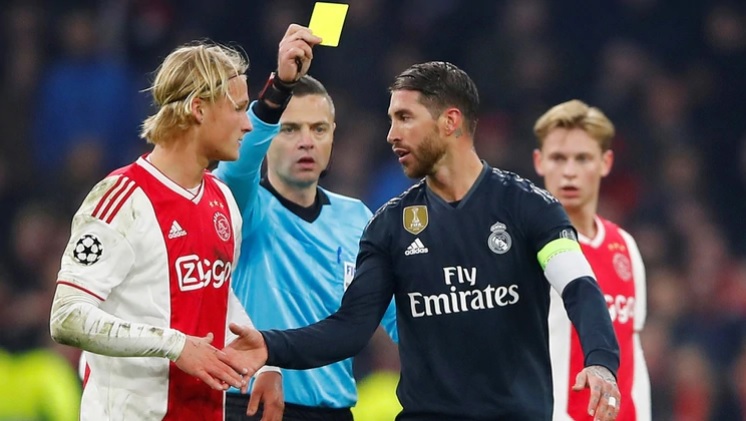 Sergio Ramos peleó con el Ajax en Twitter (Reuters)