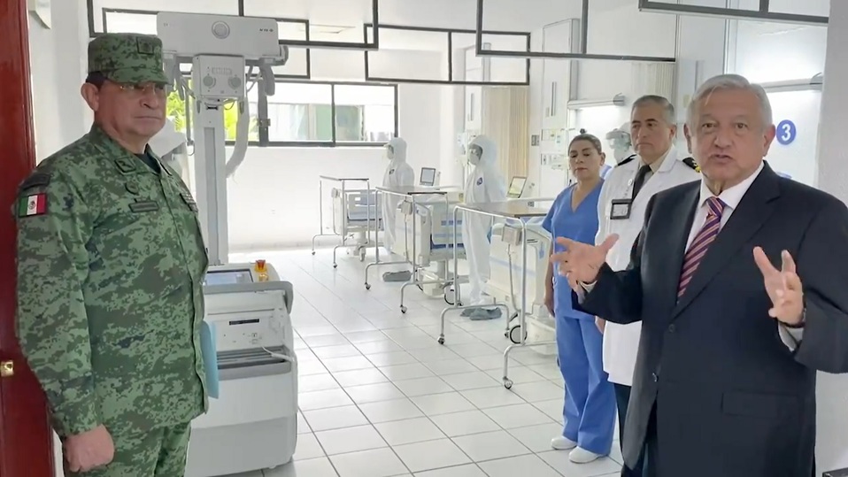 AMLO presentó las unidades de terapia intensiva ante emergencia / Especial