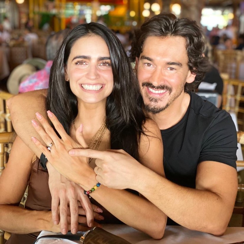 Esposo hace memes de su rutina de ejercicio de Bárbara de Regil (Instagram).