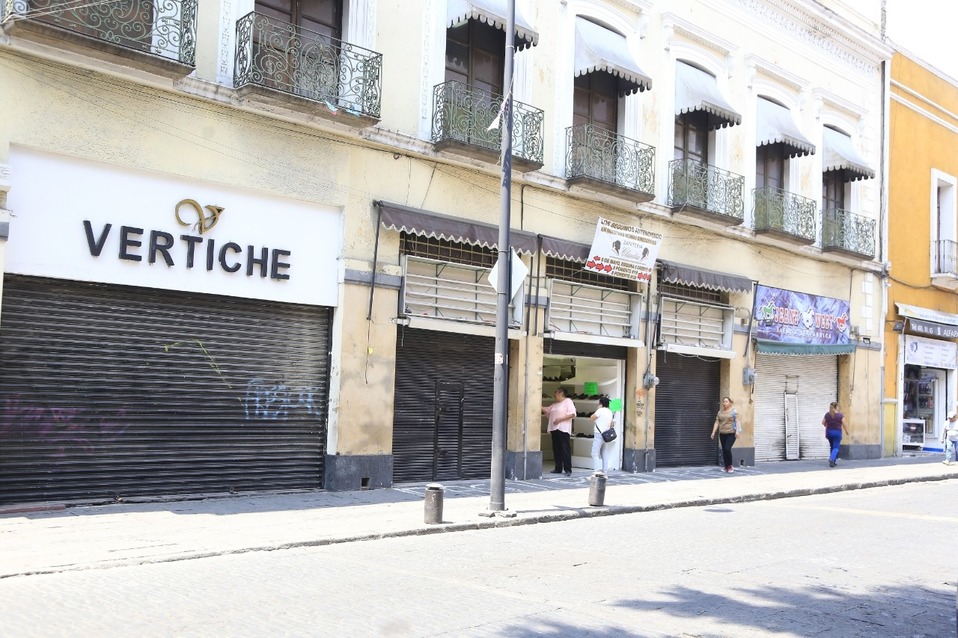 Puebla es el tercer estado con mayor número de unidades comerciales en el país, con un total de 412 mil 874 establecimientos. (Andrés Lobato)