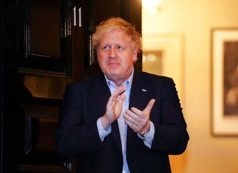 Boris Johnson será sometido a más exámenes. (AP)