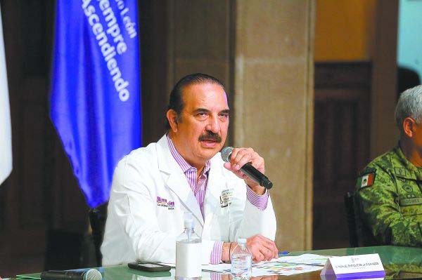 El funcionario también habló de los cubrebocas. Jorge López