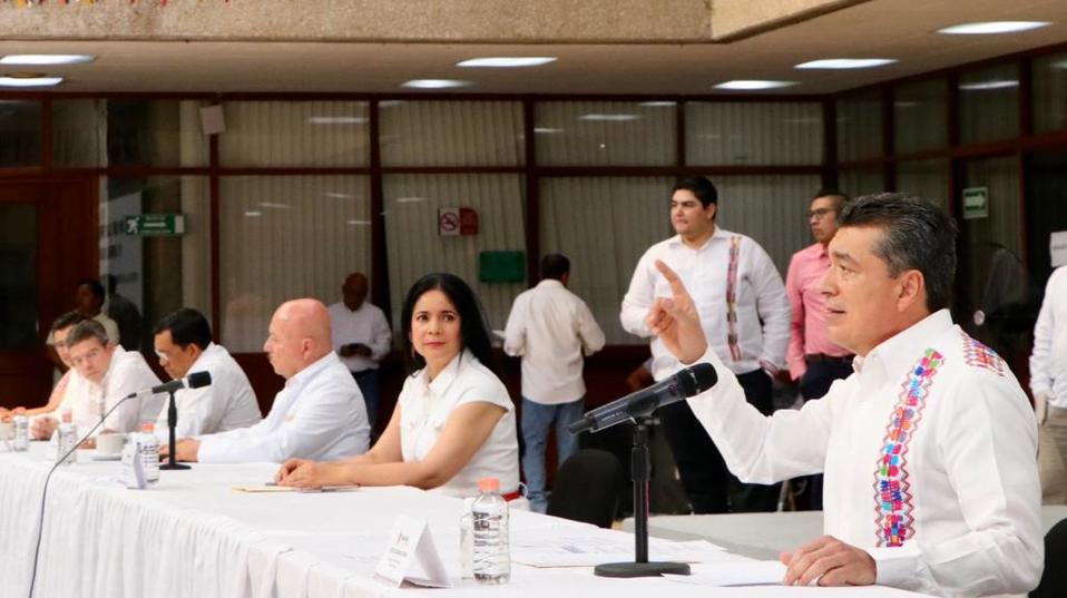 Servidores públicos donarán parte de su salario por covid-19: Rutilio Escandón