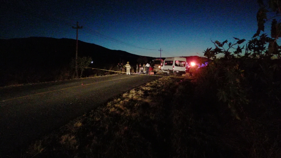 El accidente ocurrió en la carretera a San Juan Evangelista, en el municipio de Tlajomulco. (Juan Carlos Munguía)