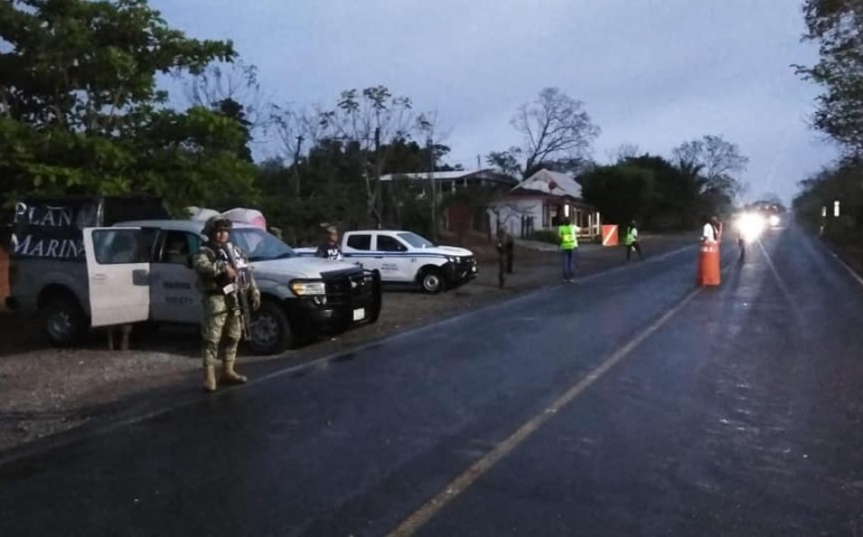 Piden a Cabeza de Vaca de cerrar acceso a Veracruz. | Foto/ Especial.