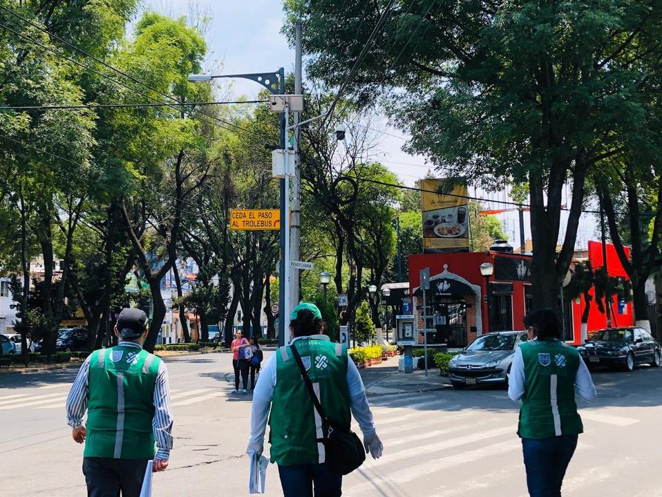 Invea amonesta a negocios no esenciales que permanecen abiertos