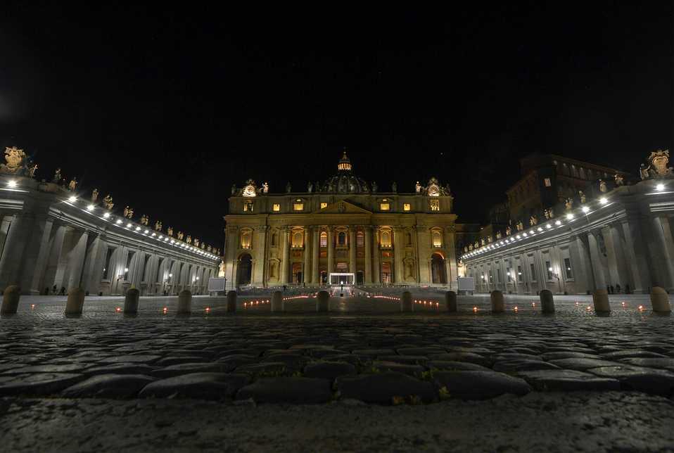Viacrucis en el Vaticano. (AFP)