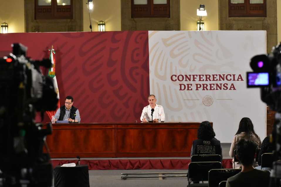 El subsecretario de Salud, Hugo López-Gatell, dijo que pasa con el acta de defunción si después se confirma que fue por covid-19. (Especial)