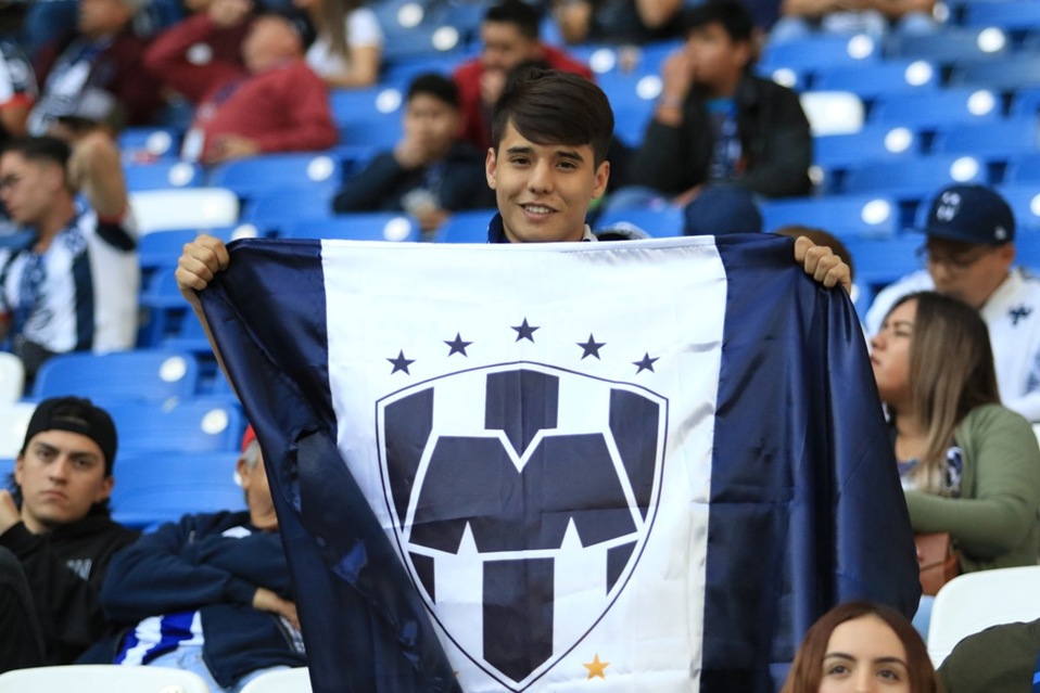 Aficionado de Monterrey en el BBVA (Imago7)