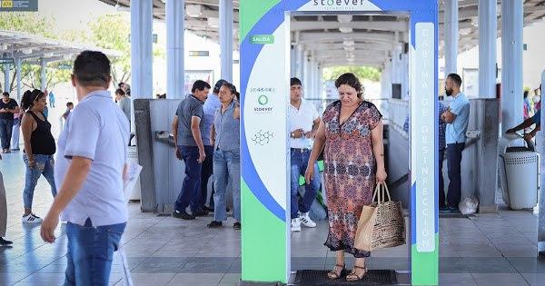Instalan arco sanitario en León