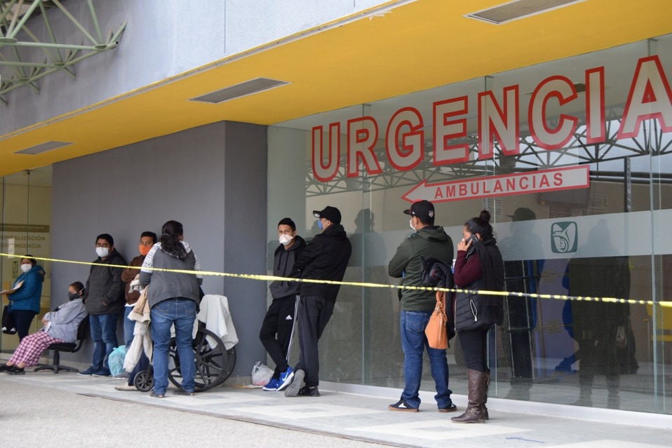 Médicos señalaron que no hay insumos suficientes en la clínica 20 del IMSS.
