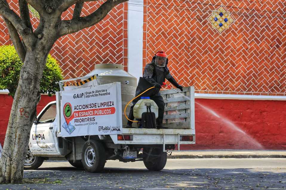 Víctor Hugo Fuentes, trabajador del Organismo Operador de Limpia. (Andrés Lobato)