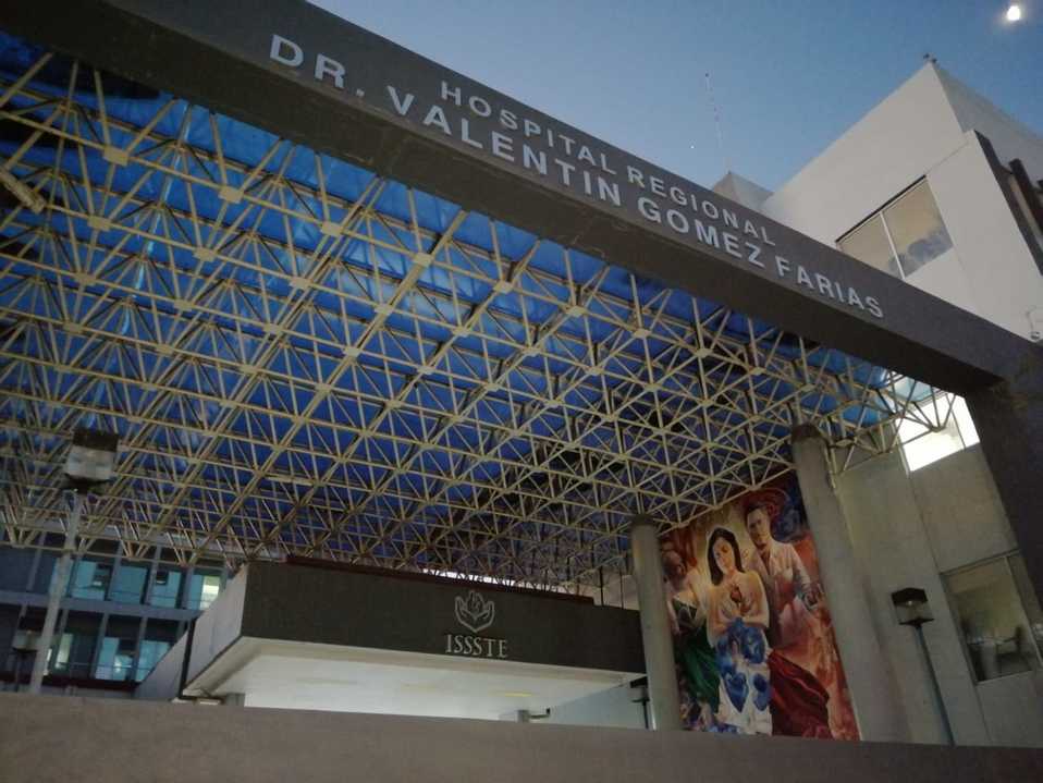Hospital Regional Dr. Valentín Gómez Farías del ISSSTE en Zapopan denuncian actos de discriminación (Juan Carlos Munguía)