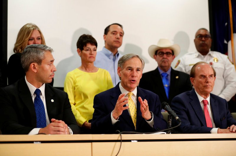 El gobernado Greg Abbott prohibió todo procedimiento médico no esencial el mes pasado. (AP)