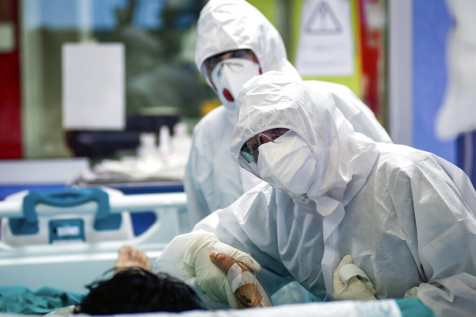 Muertos por coronavirus en italia, 14 de abril (AP)