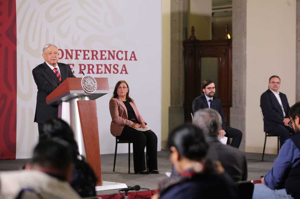 Conferencia de prensa matutina del Presidente el  de abril de 2020. (Omar Franco)