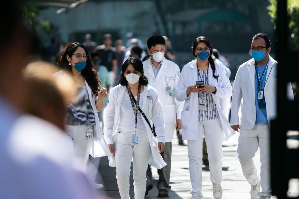 Las denuncias por actos de discriminación en contra del personal de salud se duplicaron. (Archivo/Cuartoscuro)