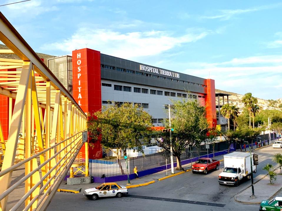 Hospital Tierra y Libertad, en Monterrey. Foto: Raúl Palacios.
