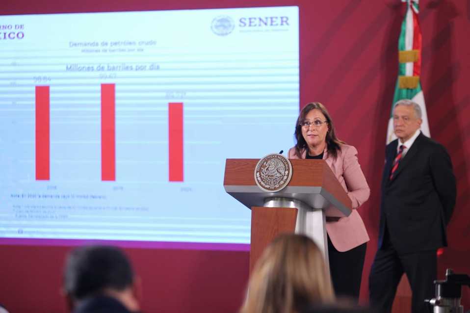 México planteó a OPEP colaborar a sus posibilidades para estabilizar petróleo. (Omar Franco)