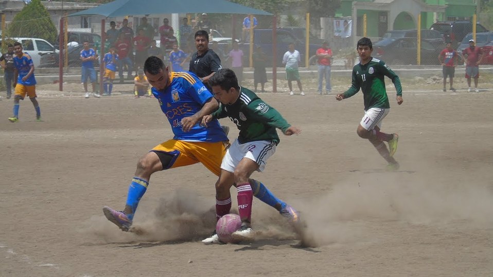 Futbol de barrio (Especial)