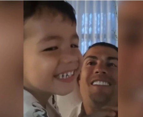 Cristiano Ronaldo y su hijo (especial)