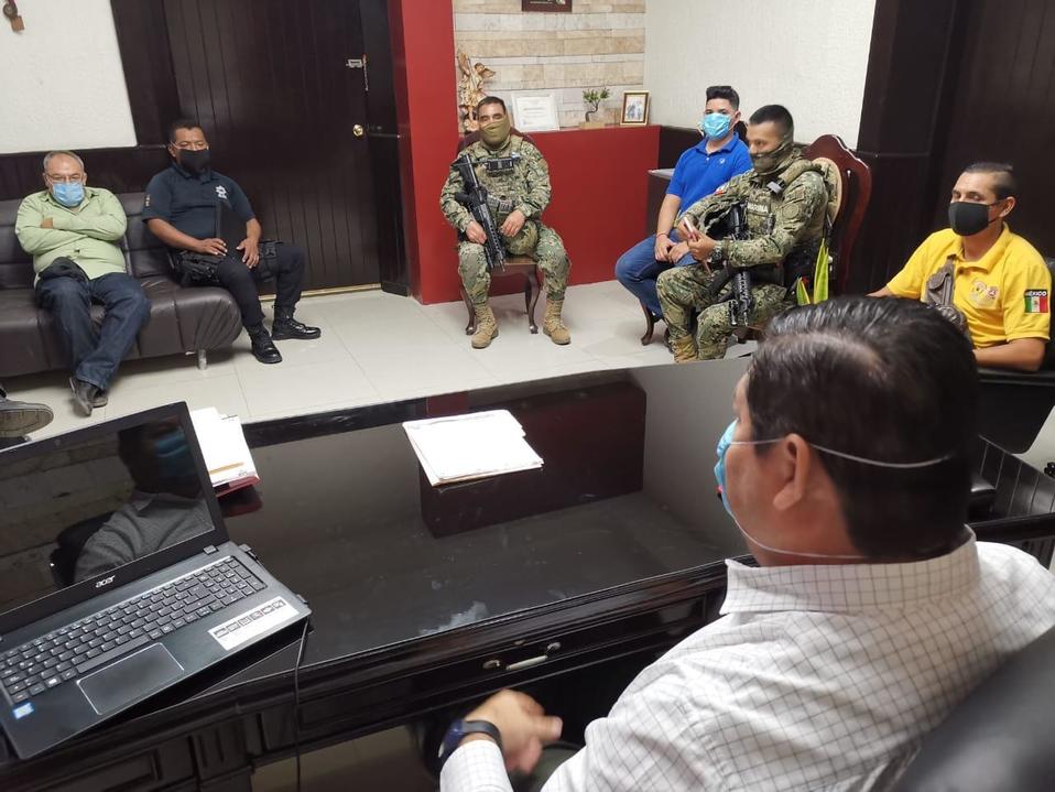 La decisión se tomó tras la reunión entre las autoridades. (Foto: Adriana Carlos)