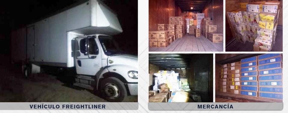 FGE aseguró vehículo robado con más de 500 productos en Zapotitlán. (Especial)