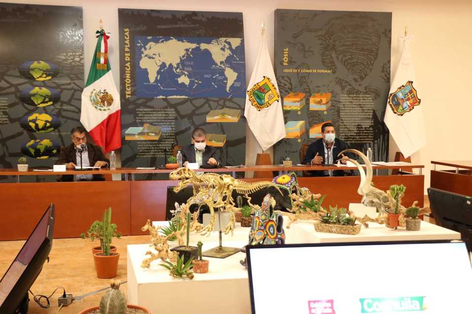 Los mandatarios afirmaron que evaluarán las necesidades de equipo en las instituciones públicas. (Orlando Maldonado)