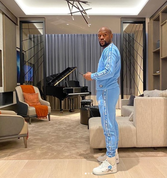 Floyd Mayweather (Instagram @floydmayweather)