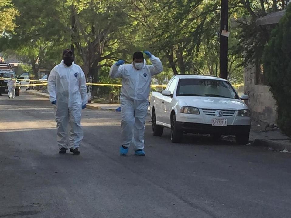La policía investiga el móvil del crimen. Foto: Magaly Monsiváis.