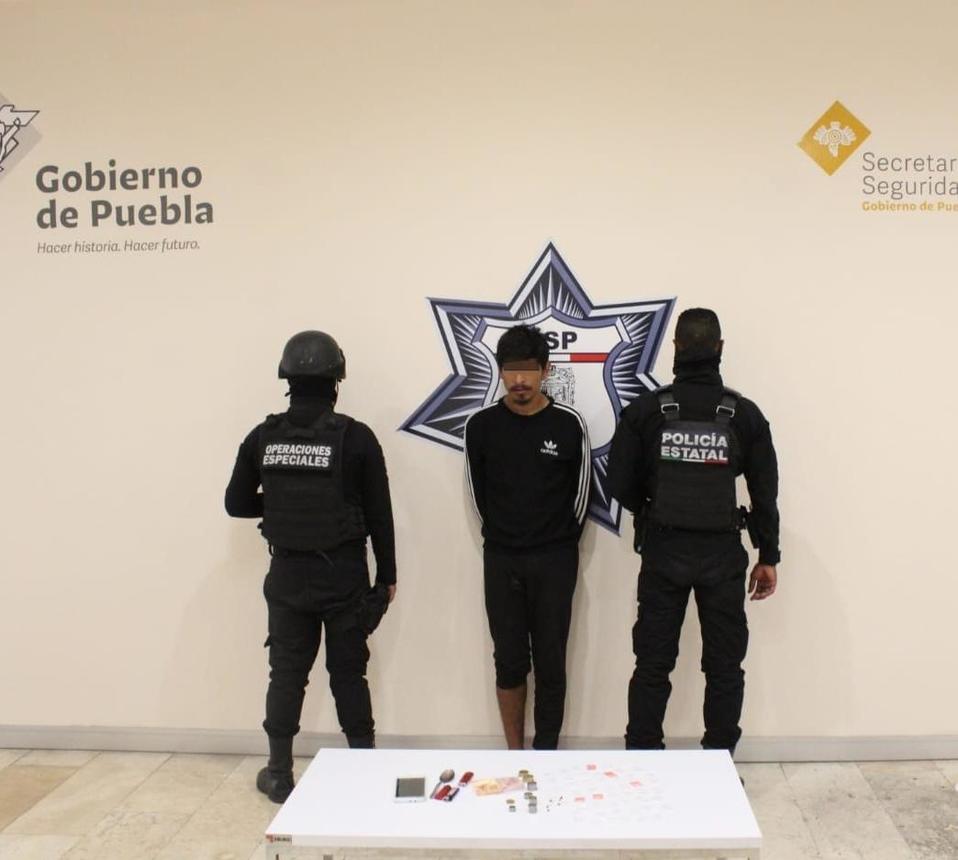 El detenido presuntamente operaba puntos de venta de droga en colonias del sur de la ciudad. (Especial)