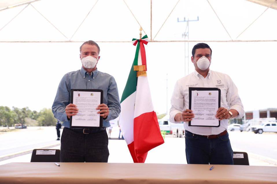 Quirino Ordaz, gobernador de Sinaloa, y Antonio Echeverría, gobernador de Nayarit. (Foto: Facebook Gobierno de Nayarit)