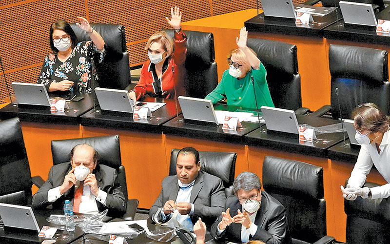 La bancada de Morena, encabezada por Ricardo Monreal y sus aliados, lograron el quórum necesario. (Moisés Pablo/ Cuartoscuro)