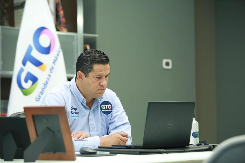 Diego Sinhue Rodríguez Vallejo, gobernador de Guanajuato.