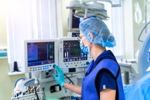Investigadores de la UAM y de la UNAM trabajan en el diseño y fabricación de ventiladores invasivos. |Shutterstock