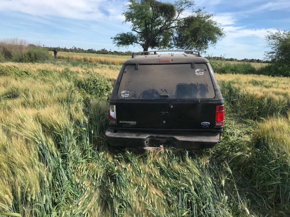 El vehículo quedó a 50 metros de la carretera. (Foto: Gabriela Medina)