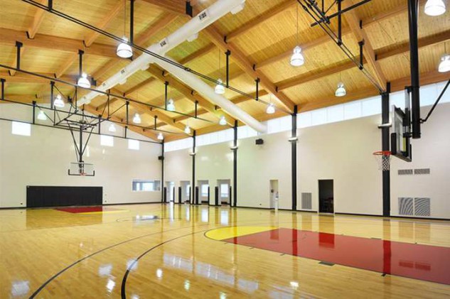 Cancha de basquetbol enmansión de Michael Jordan de 13 millones de euros (Concierge Auction)