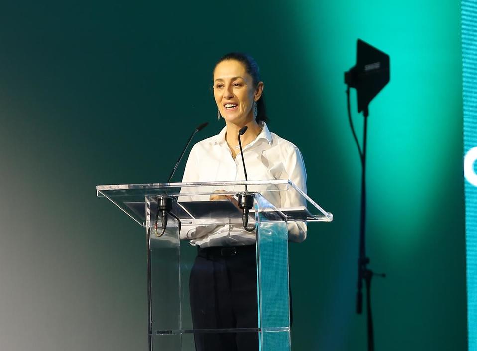 Claudia Sheinbaum en la inauguración de la Unidad Temporal covid-19. (Héctor Téllez)