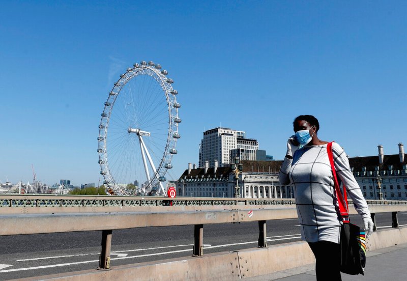 Reino Unido se encuentra "en el pico" de la expansión de la pandemia. (AP)