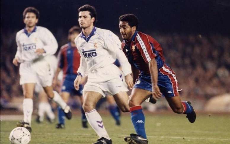 Romario en un partido con el Barcelona (EFE)
