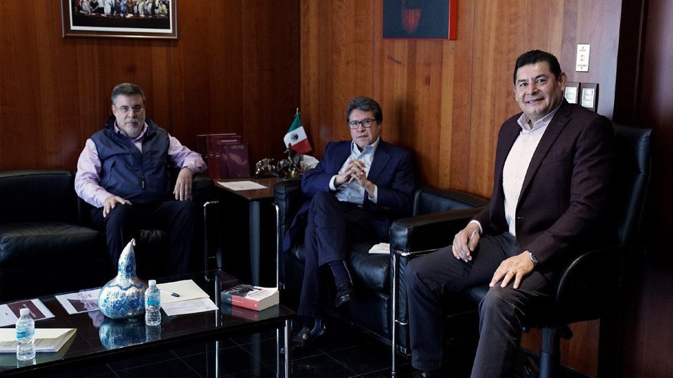 Julio Scherer Ibarra, consejero jurídico de la Presidencia, y Ricardo Monreal. (Twitter | @RicardoMonrealA)