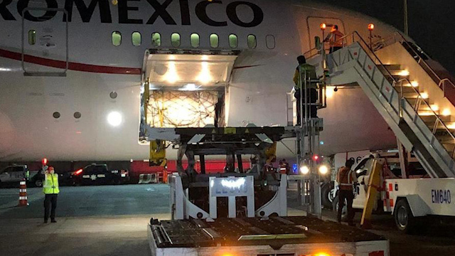 Esta noche llega de China el quinto vuelo con insumos de protección médica