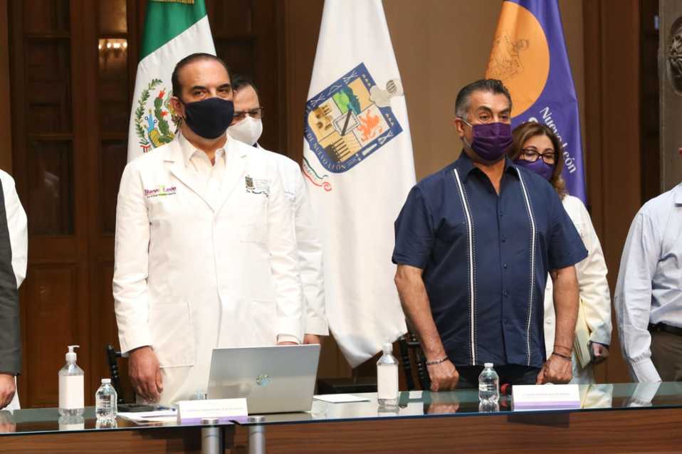El secretario de Salud, Manuel de la O Cavazos y el gobernador de Nuevo León, Jaime Rodríguez Calderón. Foto: Raúl Palacios